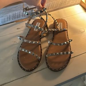 Never worn 7.5 Steve Madden Studded Sandals